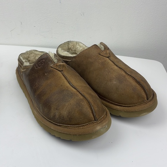 UGG Other - UGG Men's Slipper Shearling interior F27218h UGG Slipper Size 10